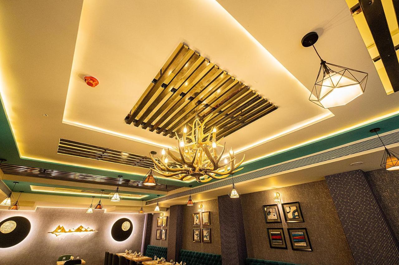 Hotel The Bastion Bhopal Exterior foto